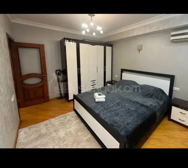 6 Սենյականոց Բնակարան Նորակառույցում, 250քմ, 1/16 հարկ, Կապիտալ Վերանորոգված