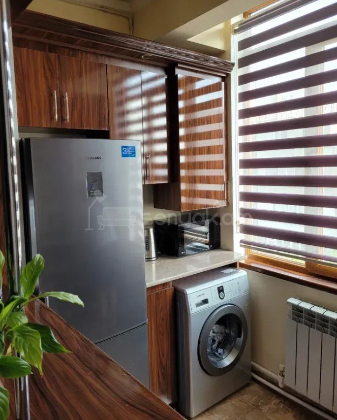 1 Սենյականոց Բնակարան Քարե Շենքում, 45քմ, 5/5 հարկ, Կապիտալ Վերանորոգված