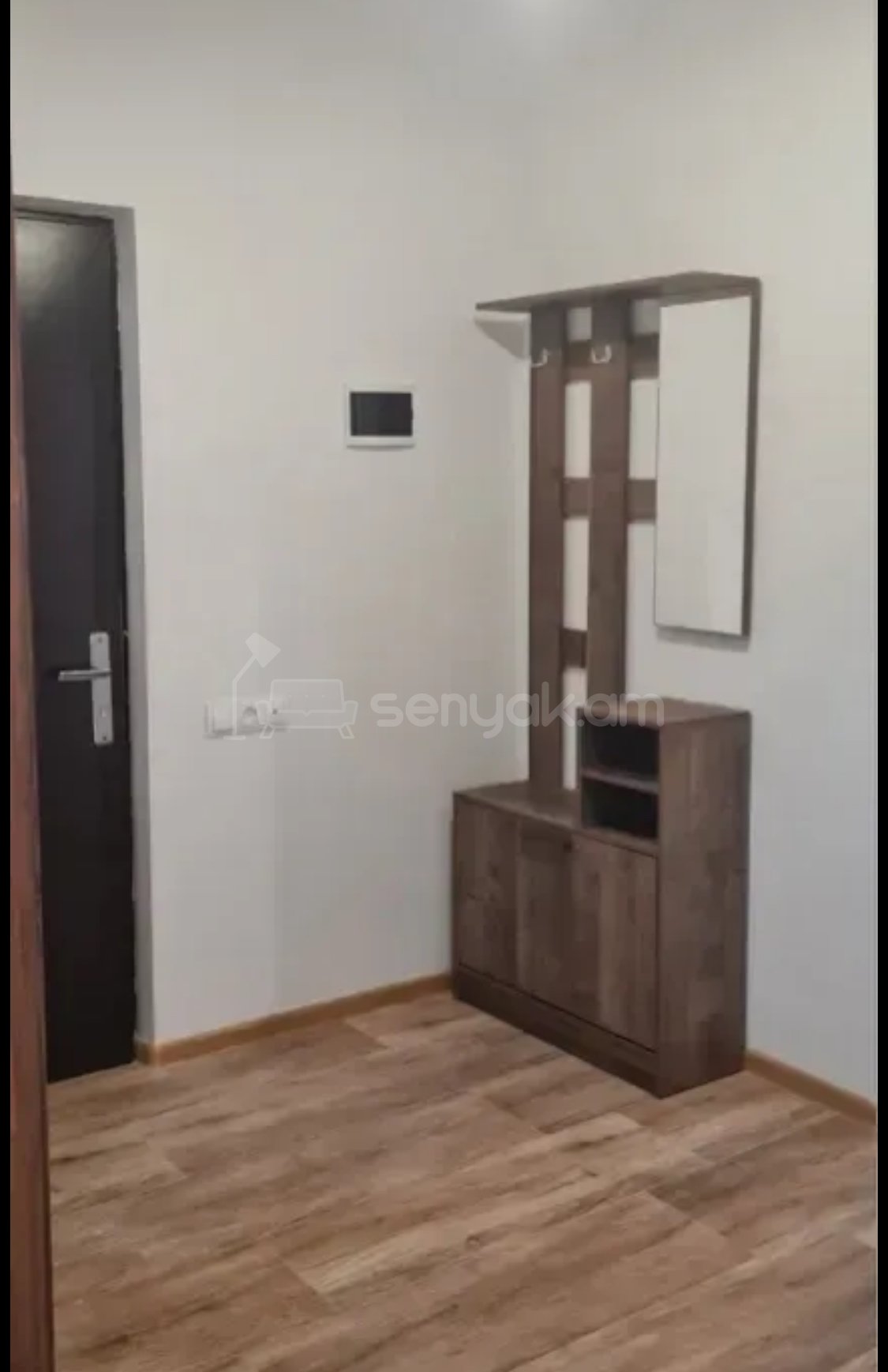 3 Սենյականոց Բնակարան Նորակառույցում, 80քմ, 9/17 հարկ, Կապիտալ Վերանորոգված, Կահավորված