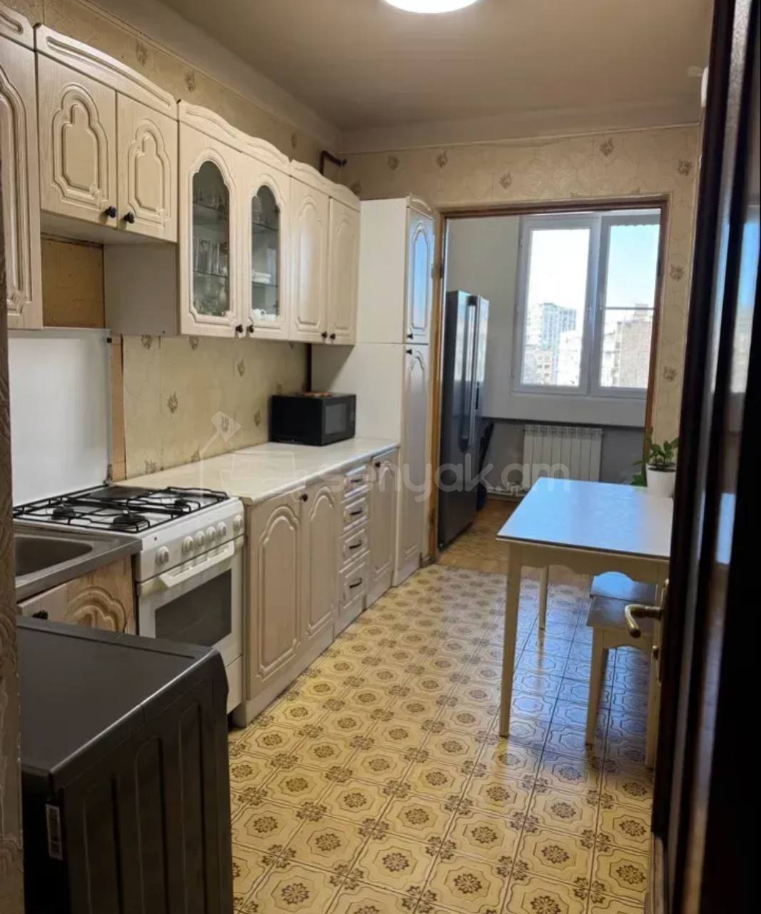 3 Սենյականոց Բնակարան, 79քմ, 8/9 հարկ, Կապիտալ Վերանորոգված, Կահավորված