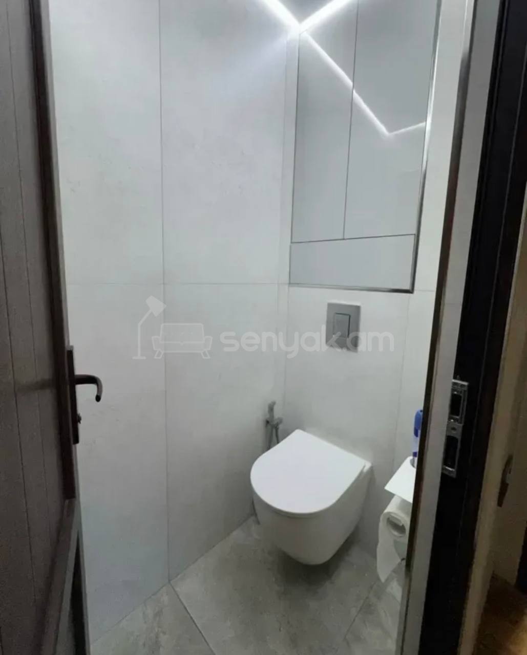 3 Սենյականոց Բնակարան, 79քմ, 8/9 հարկ, Կապիտալ Վերանորոգված, Կահավորված
