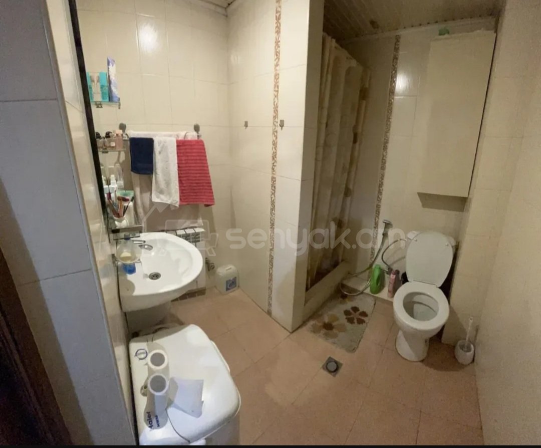 1 Սենյականոց Բնակարան, 8քմ, 8/8 հարկ, Կապիտալ Վերանորոգված, Կահավորված