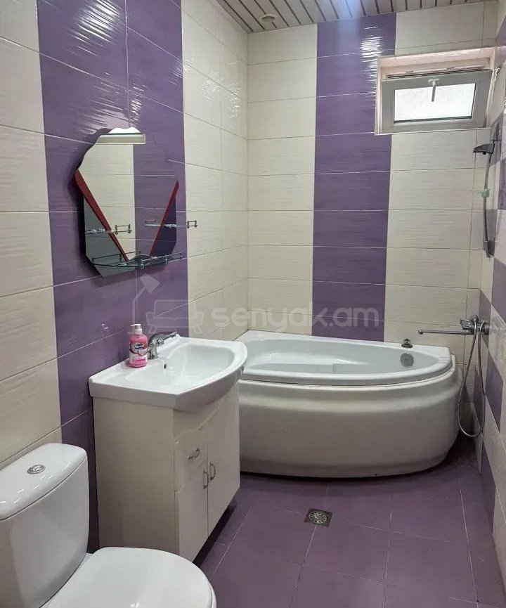 3 Սենյականոց Բնակարան Քարե Շենքում, 86քմ, 1/3 հարկ, Կոսմետիկ Վերանորոգված, Կահավորված, Արևկող