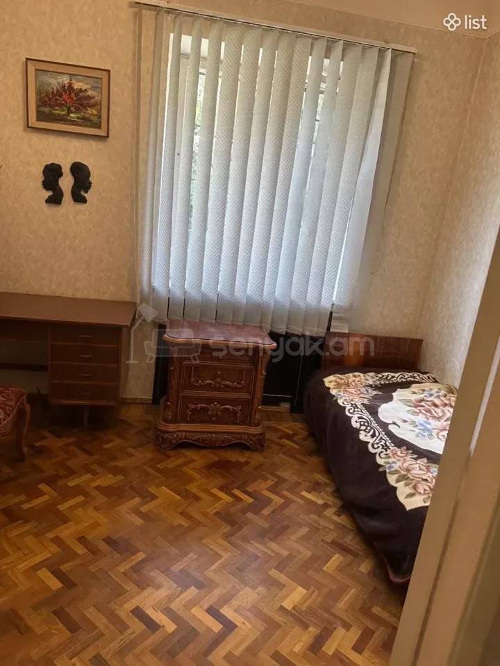 3 Սենյականոց Բնակարան Քարե Շենքում, 86քմ, 1/3 հարկ, Կոսմետիկ Վերանորոգված, Կահավորված, Արևկող
