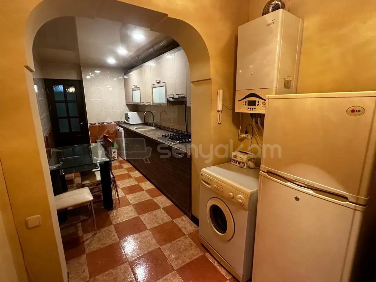 3 Սենյականոց Բնակարան, 90քմ, 6/9 հարկ, Կապիտալ Վերանորոգված