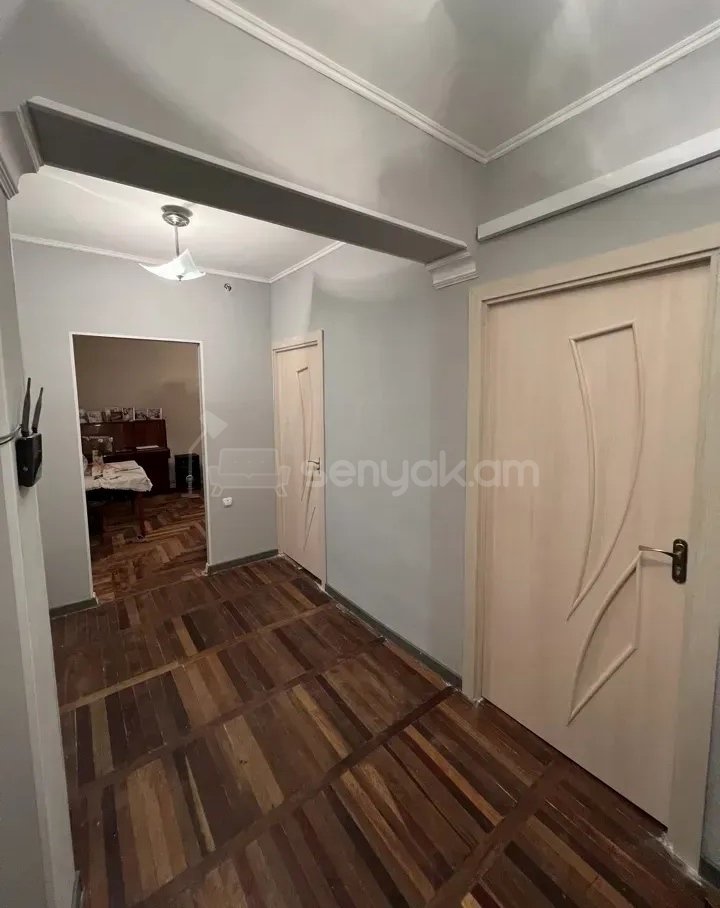 4 Սենյականոց Բնակարան, 90քմ, 8/9 հարկ, Նորմալ Վիճակում