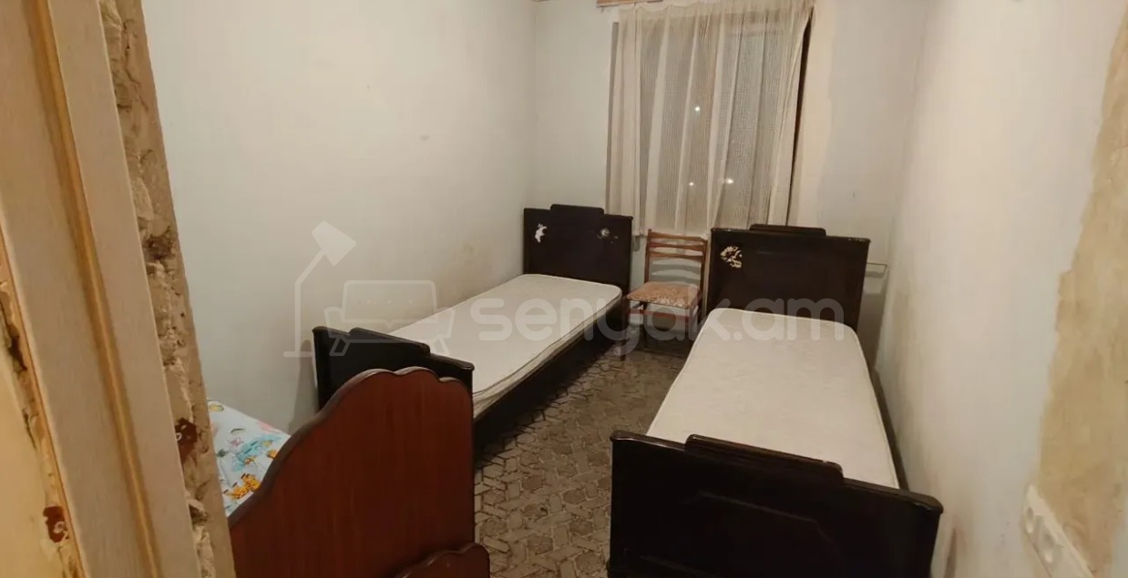 2 Սենյականոց Բնակարան, 56քմ, 4/4 հարկ, Պետական Վիճակում
