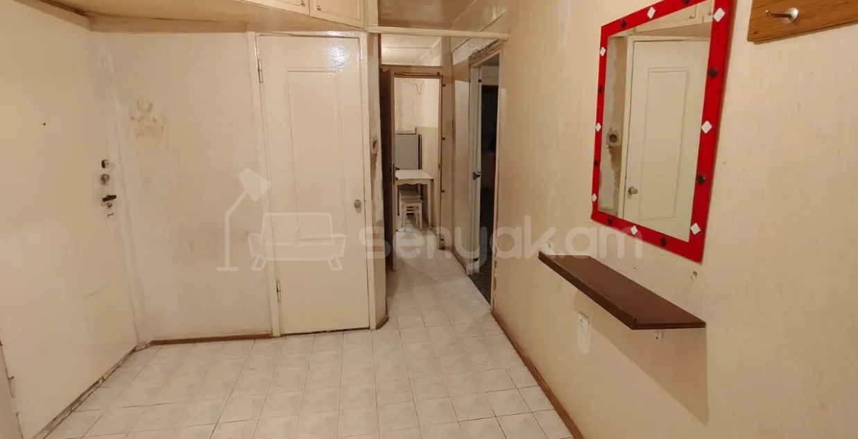 2 Սենյականոց Բնակարան, 56քմ, 4/4 հարկ, Պետական Վիճակում