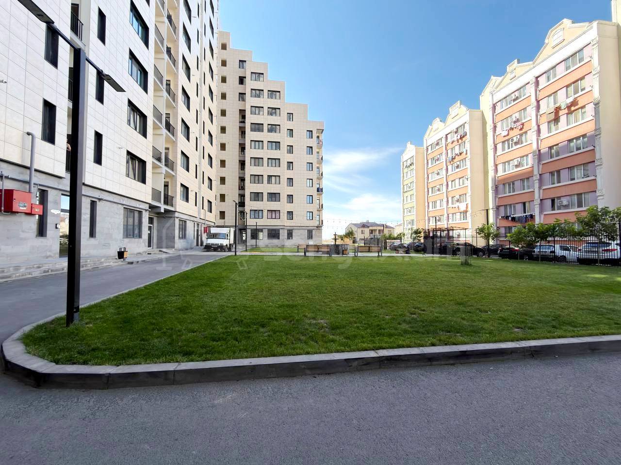 3 Սենյականոց Բնակարան Նորակառույցում, 57քմ, 4/17 հարկ, Կապիտալ Վերանորոգված