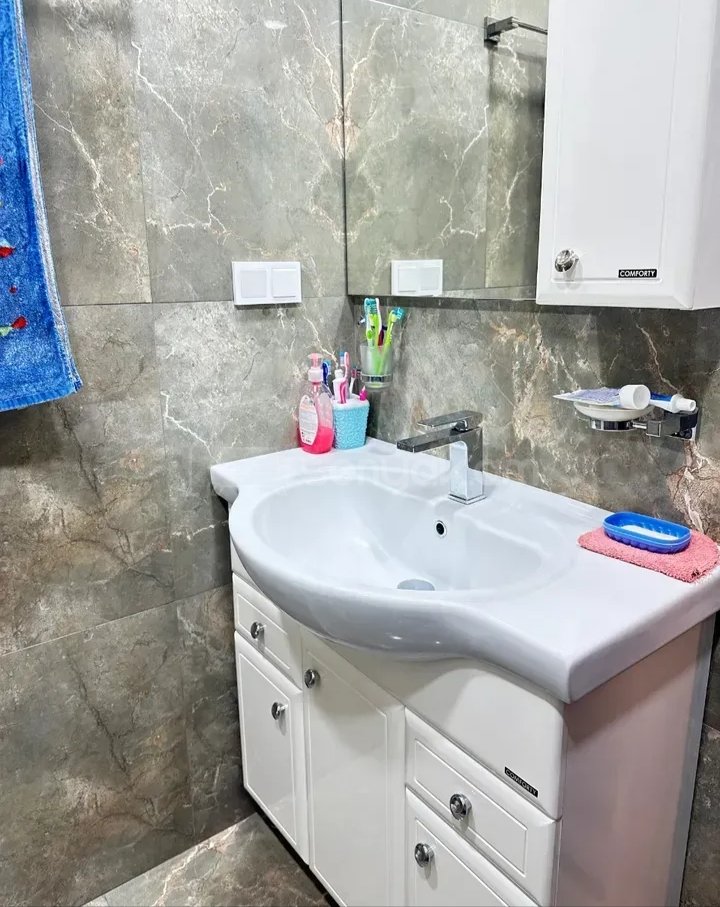 2 Սենյականոց Բնակարան, 62քմ, 5/9 հարկ, Կապիտալ Վերանորոգված, Կահավորված, Արևկող
