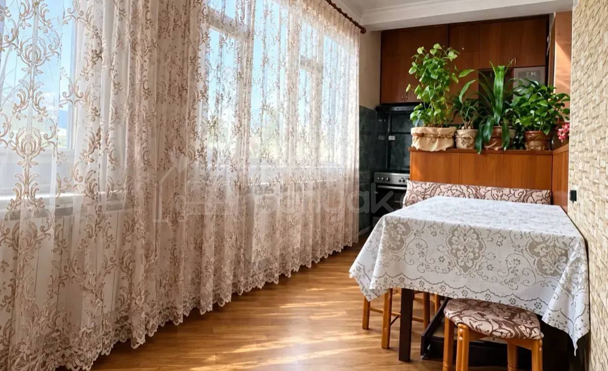 2 Սենյականոց Բնակարան Քարե Շենքում, 56քմ, 3/5 հարկ, Կապիտալ Վերանորոգված, Կահավորված