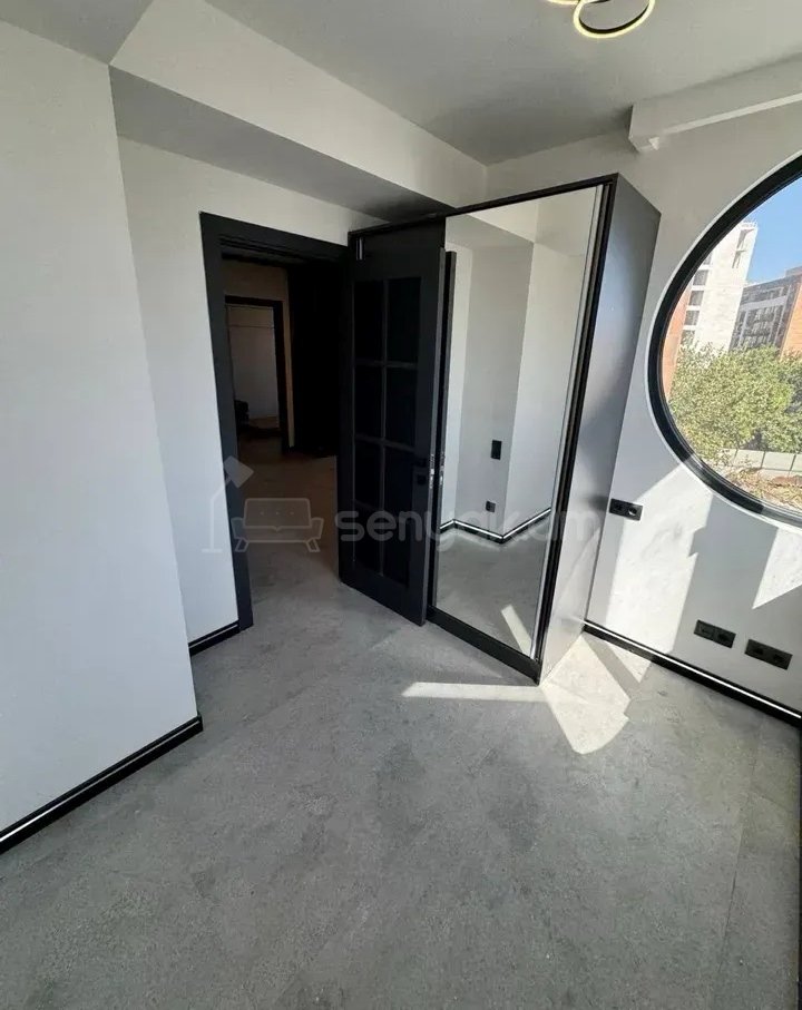 3 Սենյականոց Բնակարան, 50քմ, 2/14 հարկ, Կապիտալ Վերանորոգված