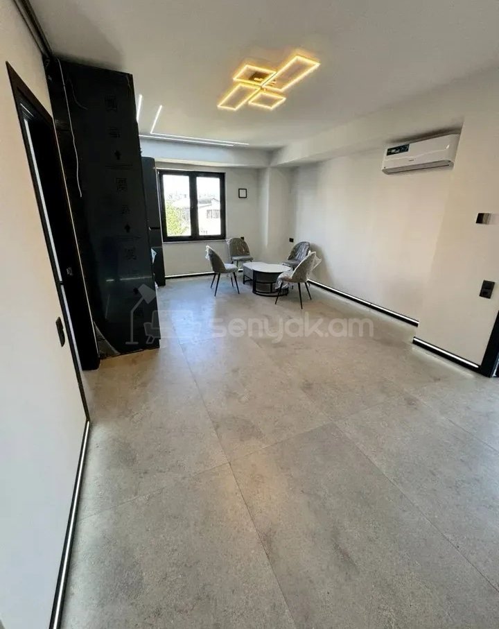 3 Սենյականոց Բնակարան, 50քմ, 2/14 հարկ, Կապիտալ Վերանորոգված