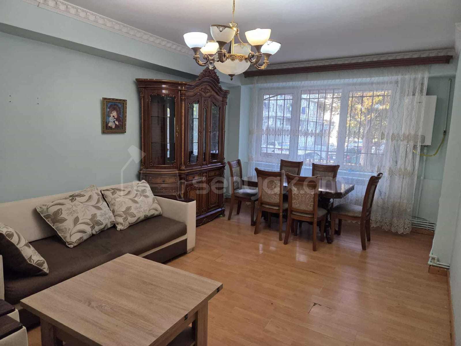 3 Սենյականոց Բնակարան, 80քմ, 1/14 հարկ, Նորմալ Վիճակում, Կահավորված