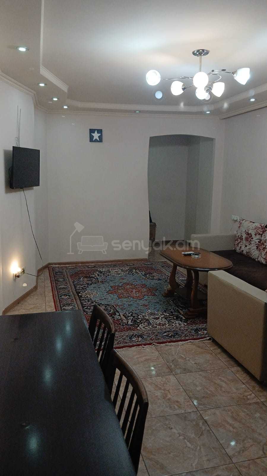 2 Սենյականոց Բնակարան Քարե Շենքում, 52քմ, 4/5 հարկ, Կոսմետիկ Վերանորոգված, Կահավորված, Արևկող