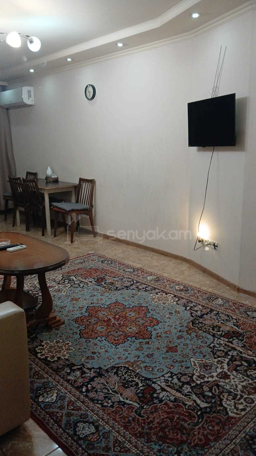 2 Սենյականոց Բնակարան Քարե Շենքում, 52քմ, 4/5 հարկ, Կոսմետիկ Վերանորոգված, Կահավորված, Արևկող