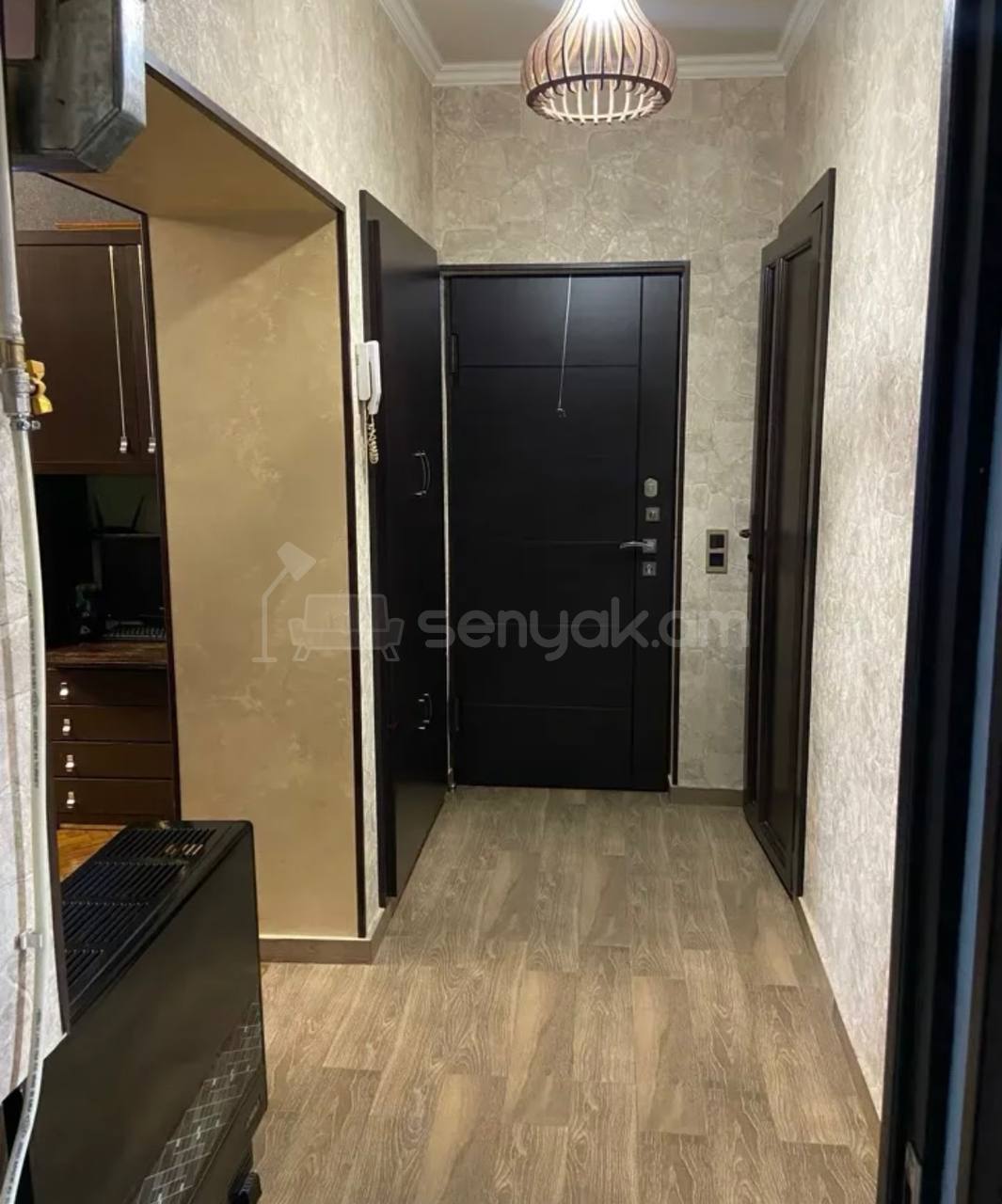 3 Սենյականոց Բնակարան Քարե Շենքում, 79քմ, 5/5 հարկ, Կոսմետիկ Վերանորոգված