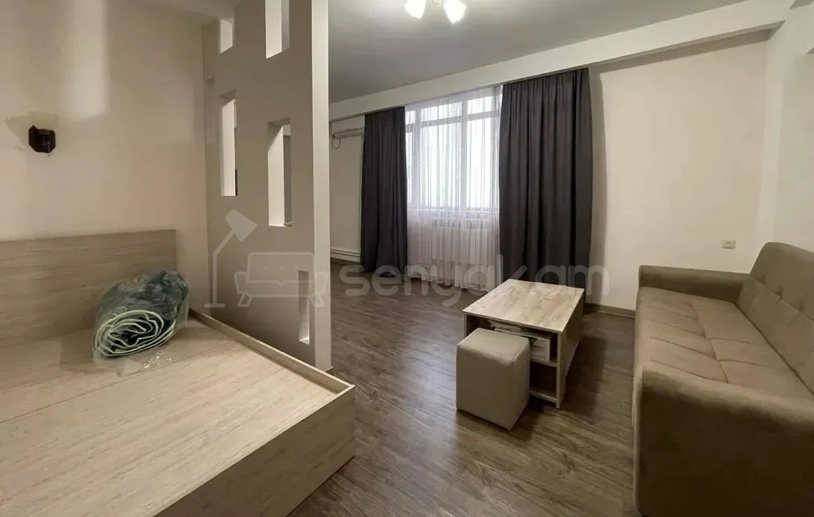2 Սենյականոց Բնակարան, 41քմ, 12/14 հարկ, Կապիտալ Վերանորոգված, Կահավորված, Արևկող