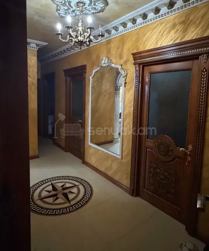 4 Սենյականոց Բնակարան, 90քմ, 7/9 հարկ, Պետական Վիճակում, Կահավորված, Արևկող