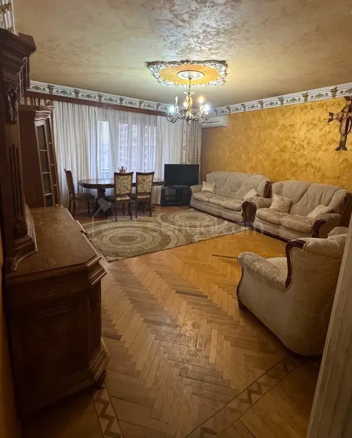 4 Սենյականոց Բնակարան, 90քմ, 7/9 հարկ, Պետական Վիճակում, Կահավորված, Արևկող