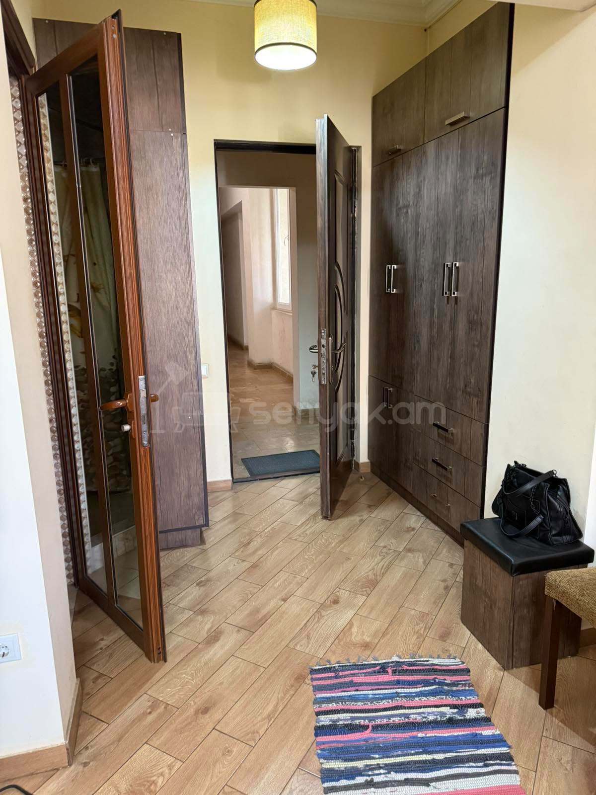 2 Սենյականոց Բնակարան Նորակառույցում, 65քմ, 9/17 հարկ, Կոսմետիկ Վերանորոգված, Կահավորված, Արևկող