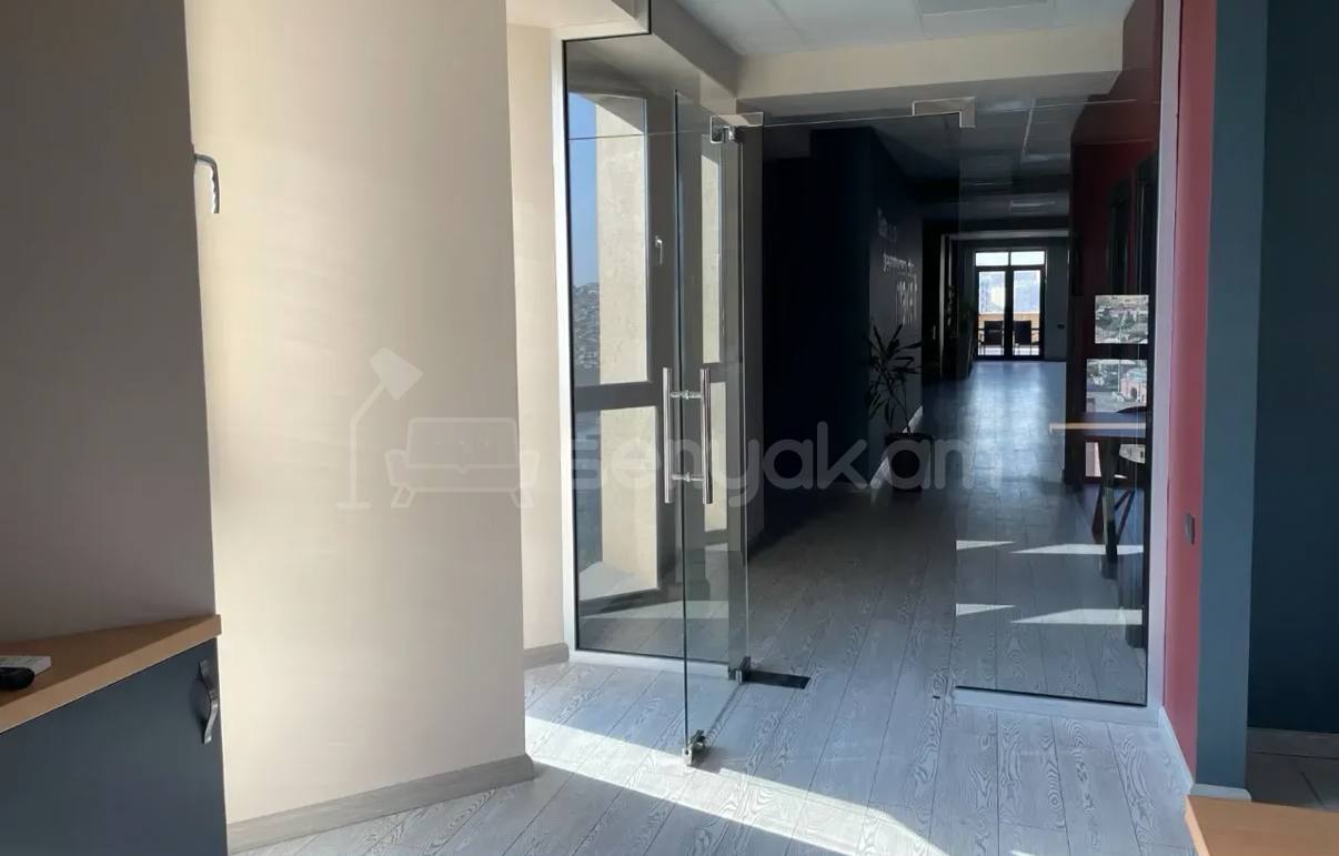 Օֆիսային Տարածք, 260քմ, Կապիտալ Վերանորոգված