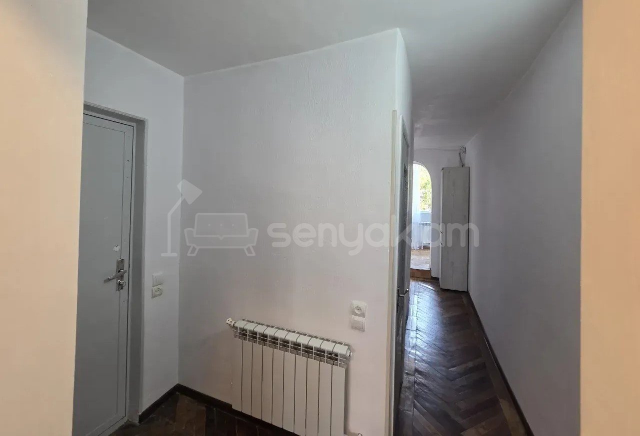 3 Սենյականոց Բնակարան, 74քմ, 2/4 հարկ, Կապիտալ Վերանորոգված