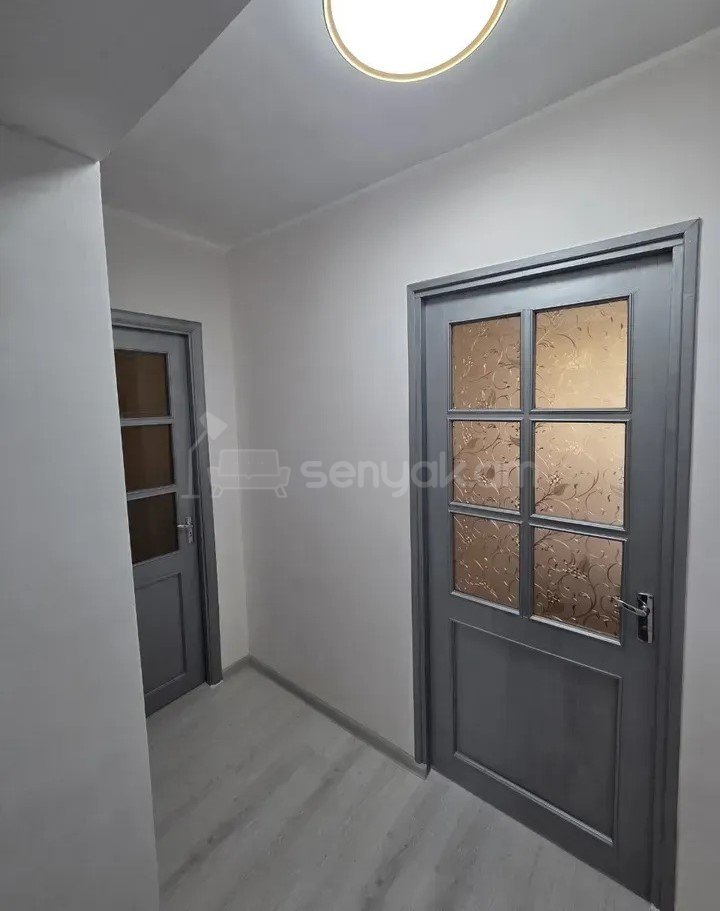 3 Սենյականոց Բնակարան, 74քմ, 2/4 հարկ, Կապիտալ Վերանորոգված