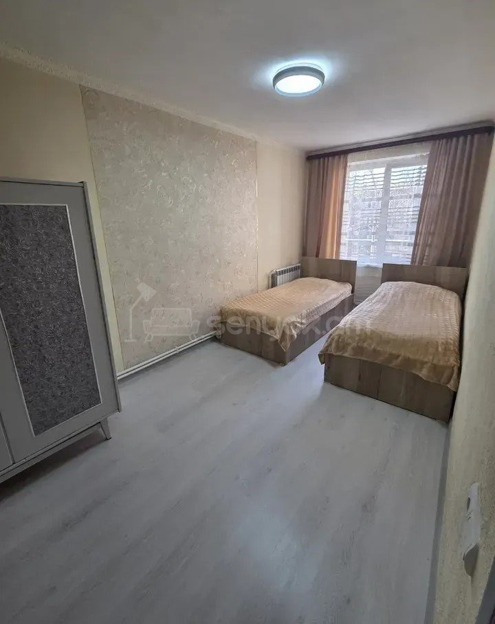 3 Սենյականոց Բնակարան, 74քմ, 2/4 հարկ, Կապիտալ Վերանորոգված