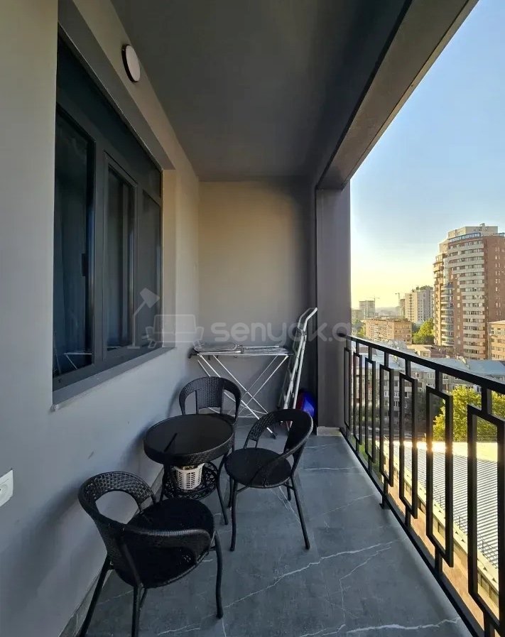 2 Սենյականոց Բնակարան Նորակառույցում, 51քմ, 10/12 հարկ, Կապիտալ Վերանորոգված