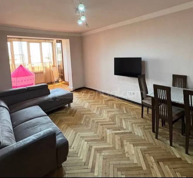 3 Սենյականոց Բնակարան Քարե Շենքում, 81քմ, 5/5 հարկ, Կոսմետիկ Վերանորոգված