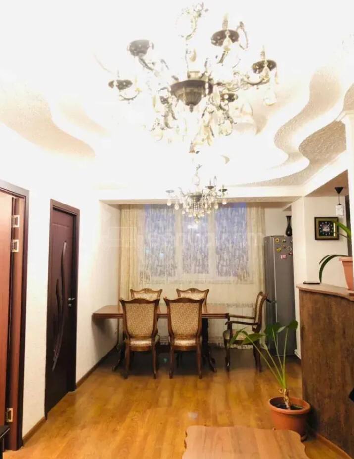 6 Սենյականոց Բնակարան, 134քմ, 10/16 հարկ, Կոսմետիկ Վերանորոգված