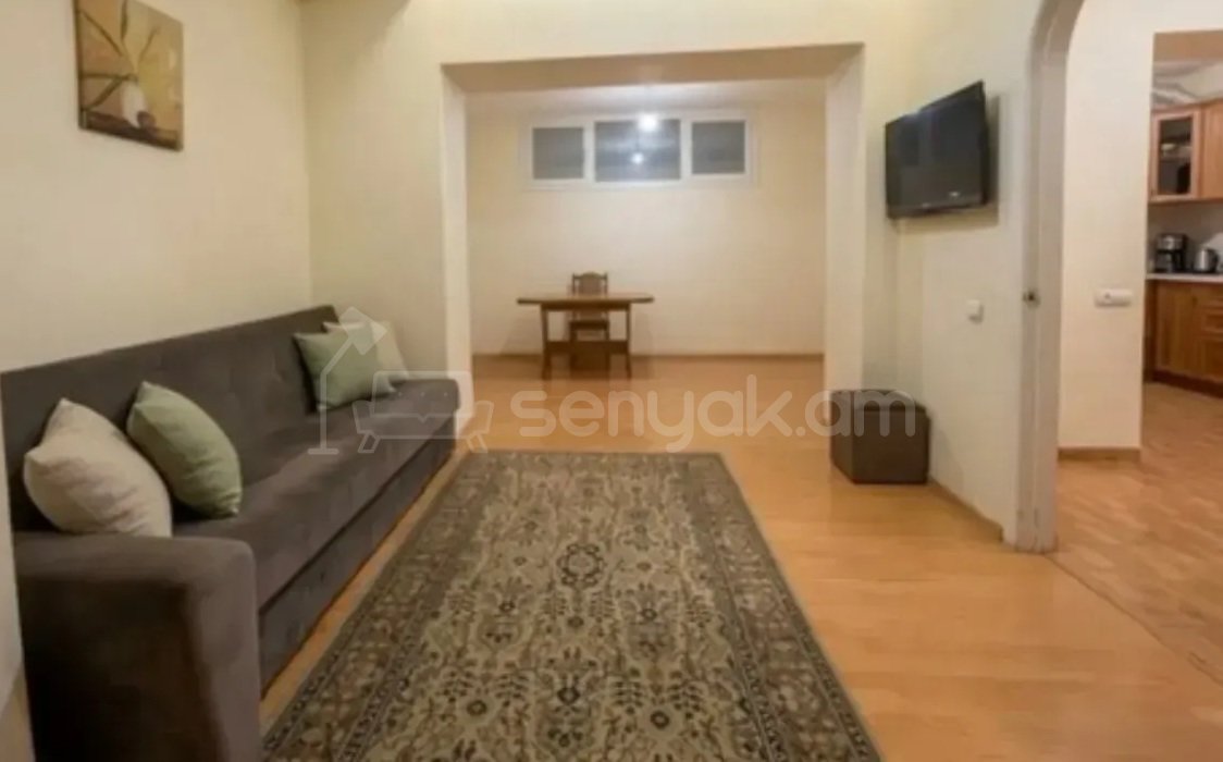 3 Սենյականոց Բնակարան Քարե Շենքում, 73քմ, 4/5 հարկ, Կոսմետիկ Վերանորոգված