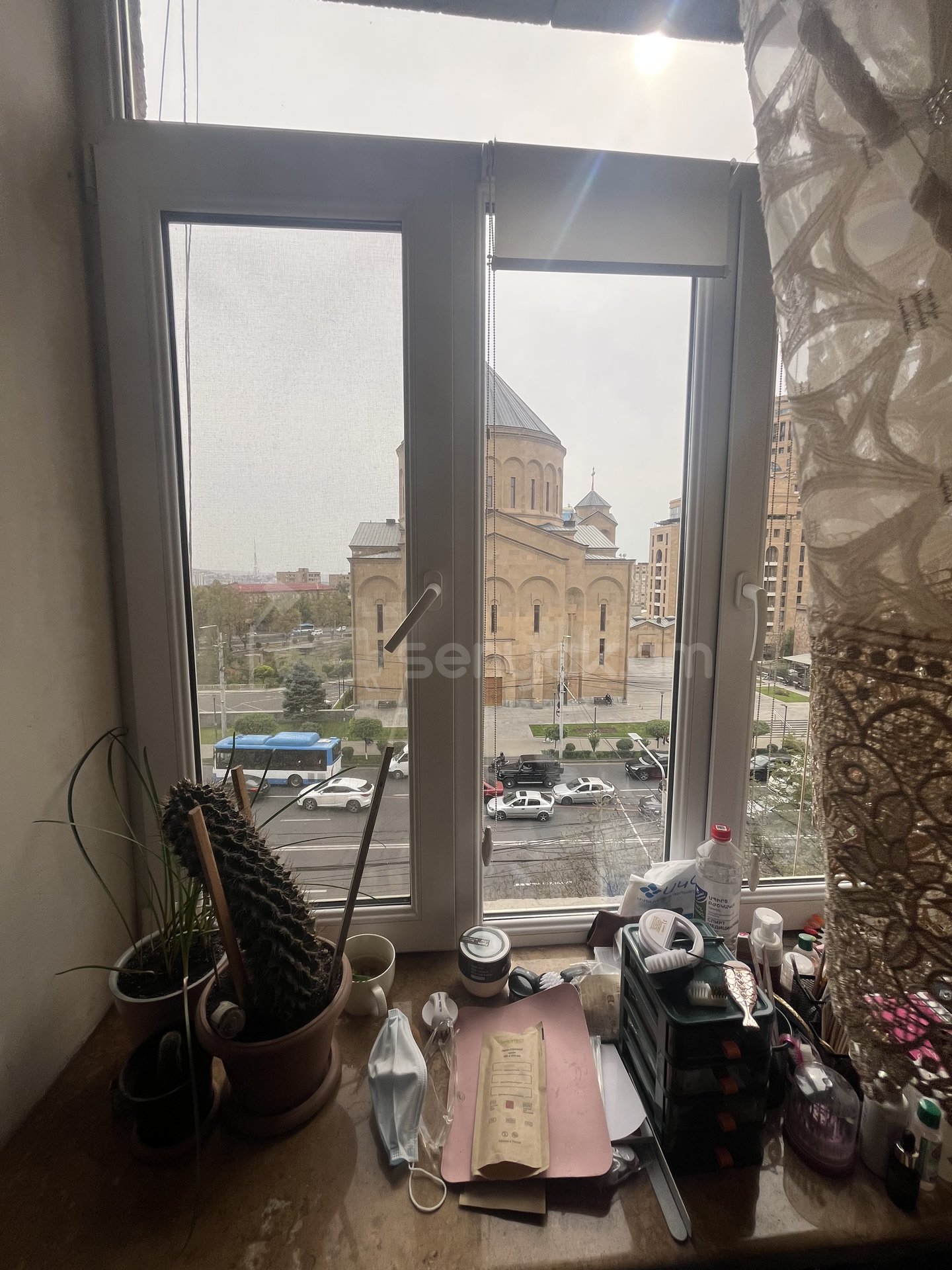 2 Սենյականոց Բնակարան Քարե Շենքում, 61քմ, 4/4 հարկ, Պետական Վիճակում