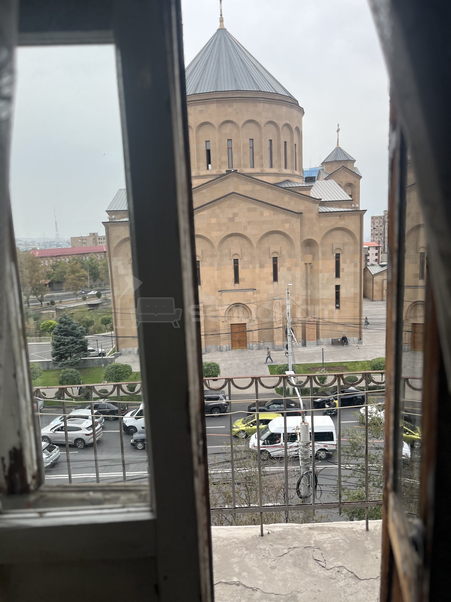 2 Սենյականոց Բնակարան Քարե Շենքում, 61քմ, 4/4 հարկ, Պետական Վիճակում