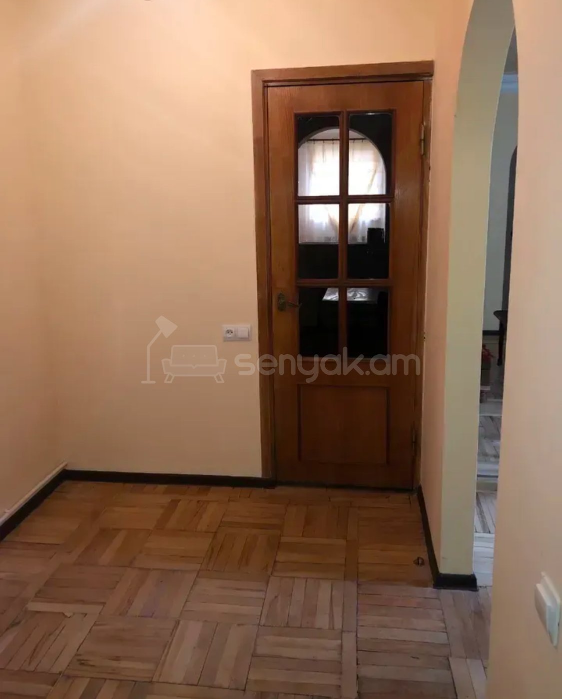 3 Սենյականոց Բնակարան, 72քմ, 1/9 հարկ, Նորմալ Վիճակում, Կահավորված