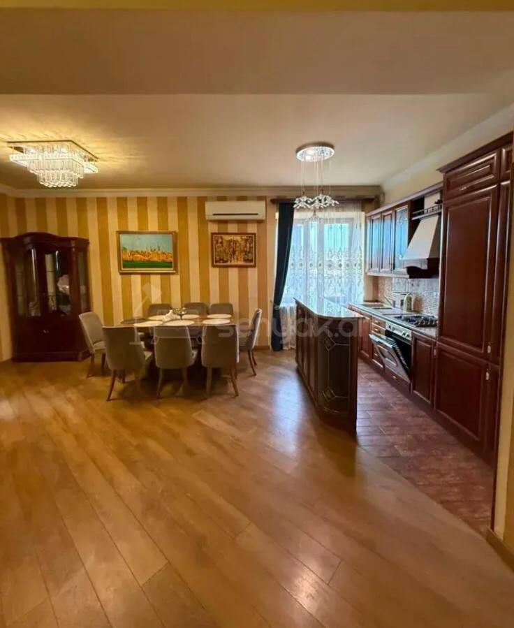 4 Սենյականոց Բնակարան, 149քմ, 11/14 հարկ, Կապիտալ Վերանորոգված, Կահավորված