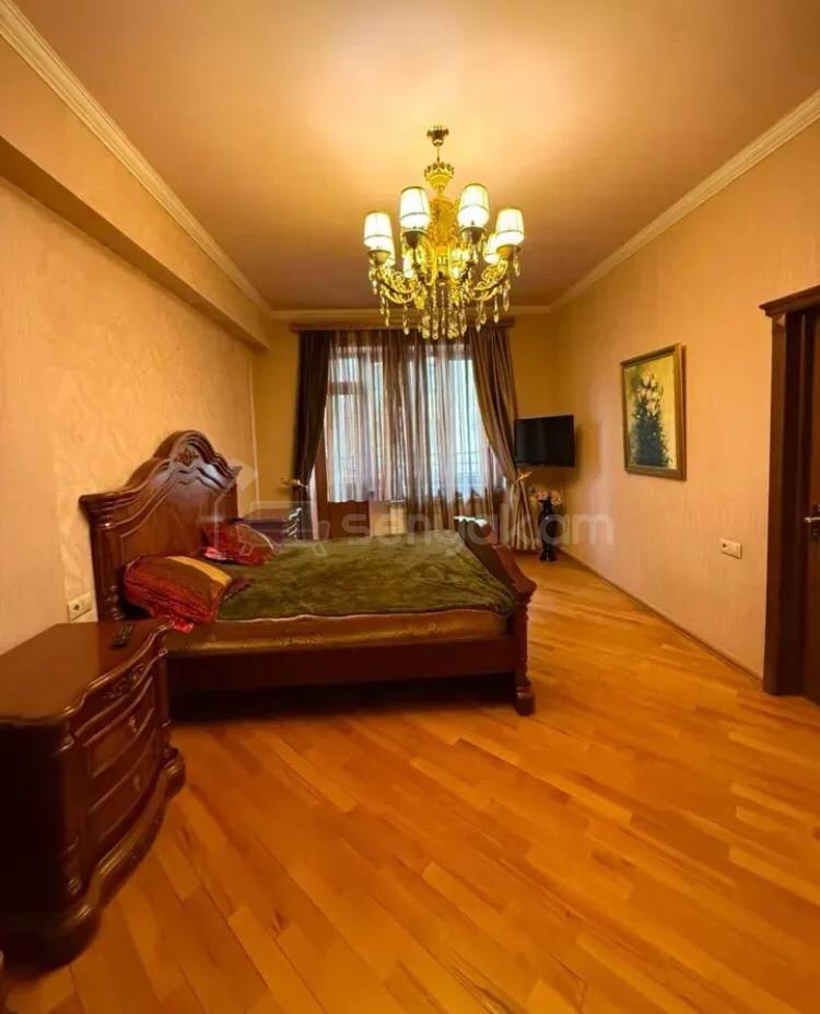 4 Սենյականոց Բնակարան Նորակառույցում, 149քմ, 11/14 հարկ, Կապիտալ Վերանորոգված, Կահավորված, Արևկող