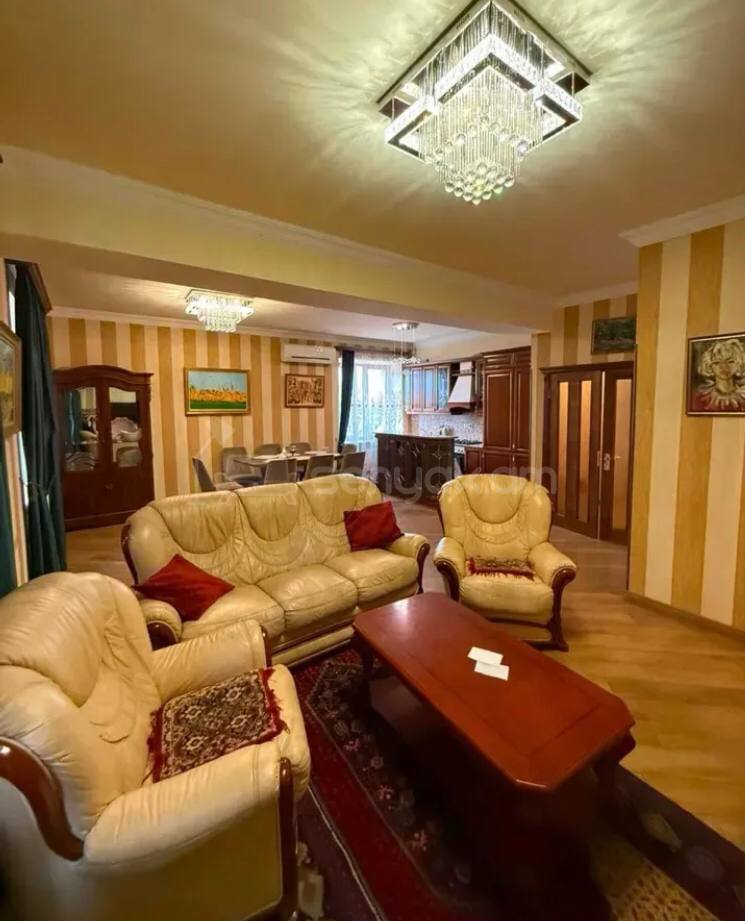 4 Սենյականոց Բնակարան Նորակառույցում, 149քմ, 11/14 հարկ, Կապիտալ Վերանորոգված, Կահավորված, Արևկող