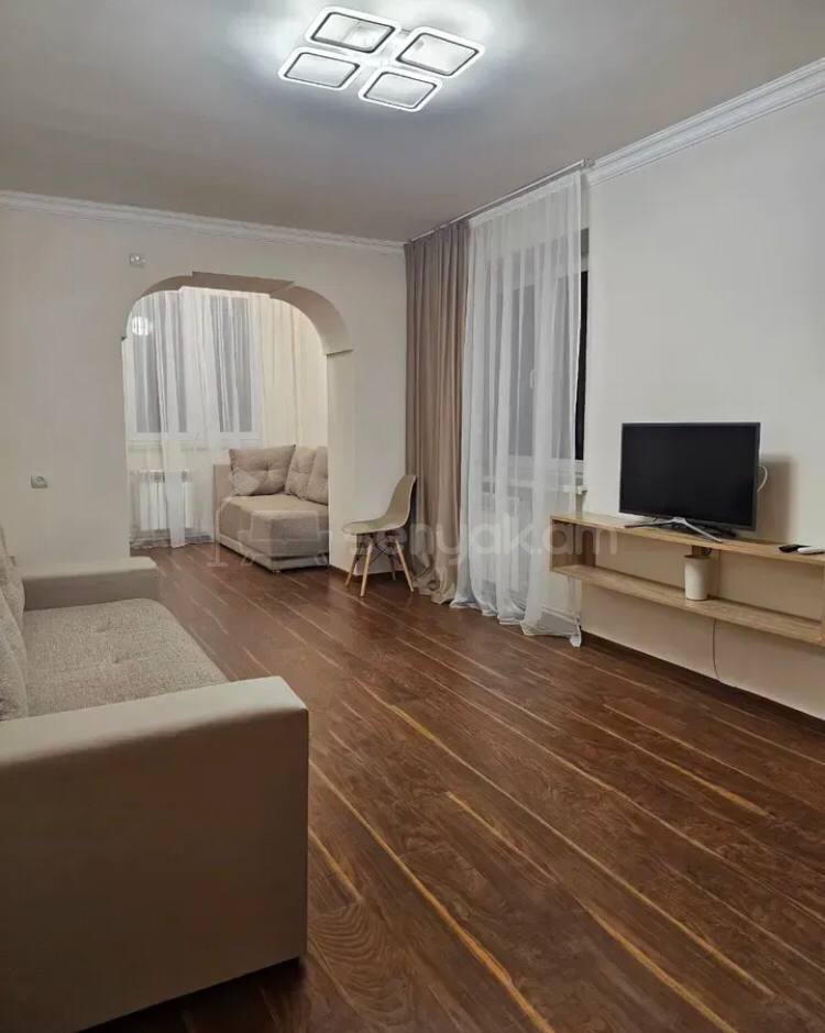 2 Սենյականոց Բնակարան Քարե Շենքում, 53քմ, 4/5 հարկ, Կապիտալ Վերանորոգված