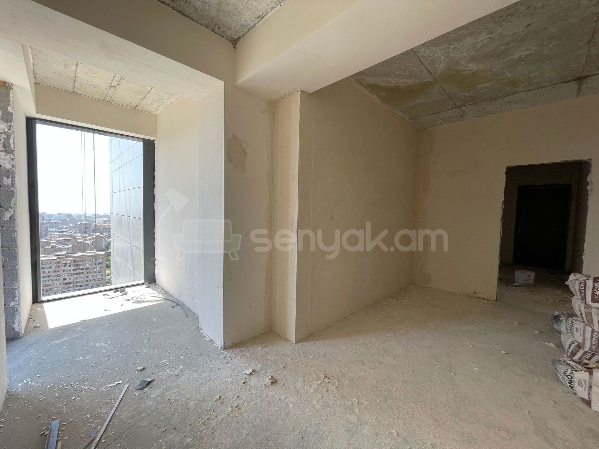 3 Սենյականոց Բնակարան Նորակառույցում, 80քմ, 13/19 հարկ, Զրոյական Վիճակում