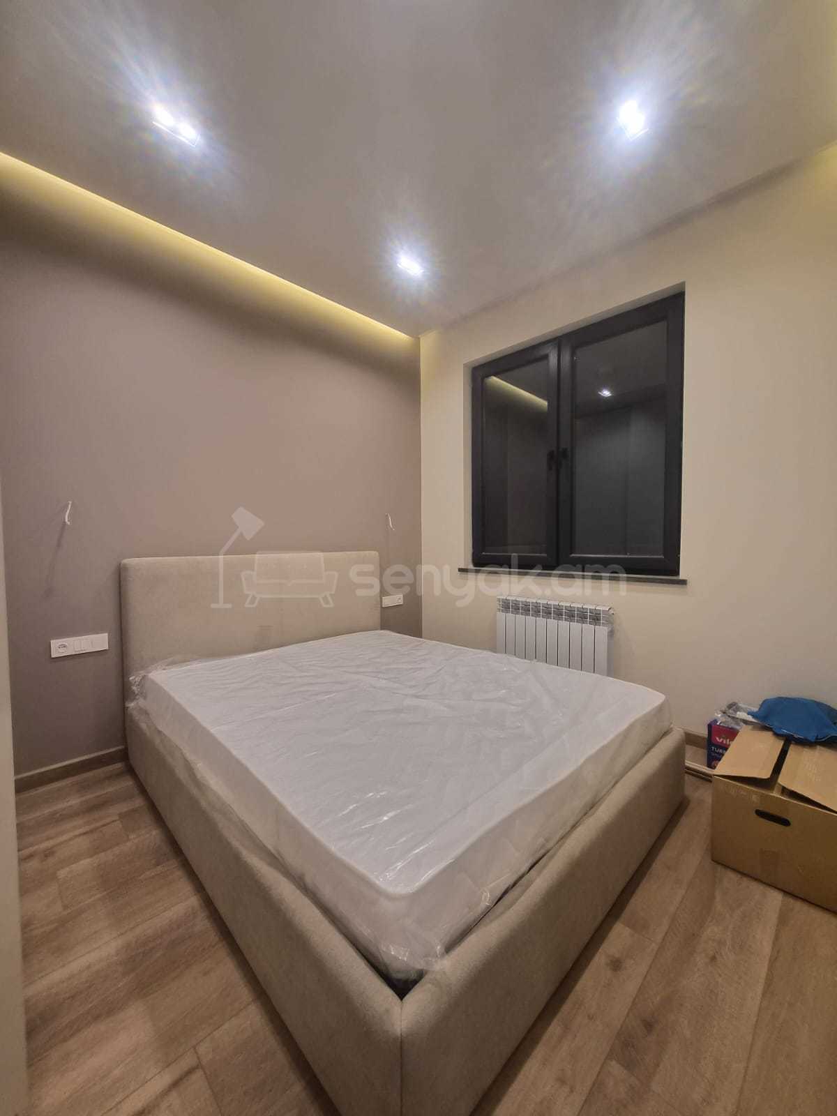 2 Սենյականոց Բնակարան Նորակառույցում, 47քմ, 9/12 հարկ, Դիզայներական Վերանորոգված, Կահավորված, Արևկող