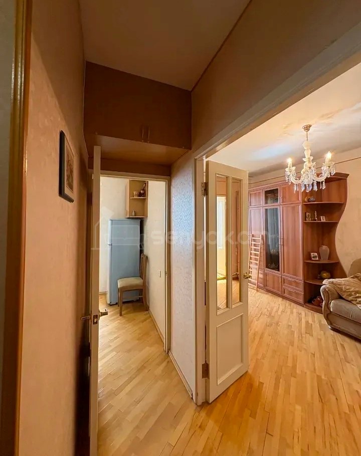 1 Սենյականոց Բնակարան Քարե Շենքում, 43քմ, 3/5 հարկ, Նորմալ Վիճակում