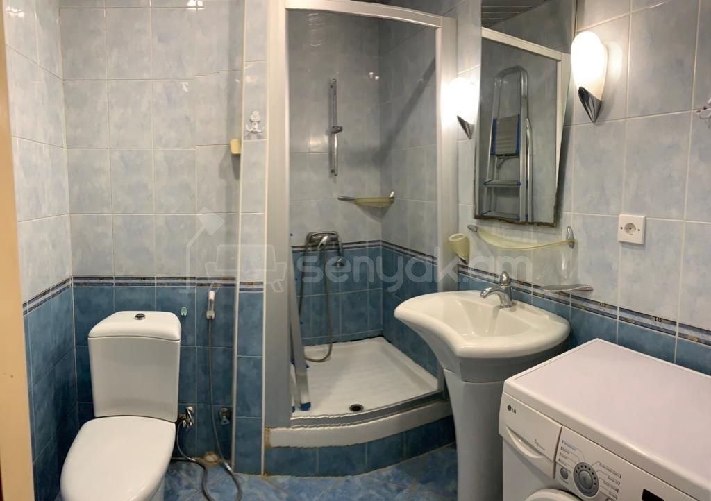 3 Սենյականոց Բնակարան Քարե Շենքում, 60քմ, 3/5 հարկ, Կապիտալ Վերանորոգված