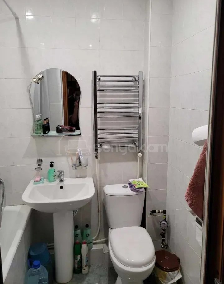 2 Սենյականոց Բնակարան Քարե Շենքում, 45քմ, 5/5 հարկ, Կապիտալ Վերանորոգված