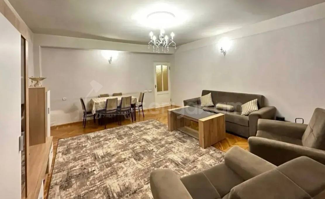 4 Սենյականոց Բնակարան, 90քմ, 6/9 հարկ, Նորմալ Վիճակում, Կահավորված, Արևկող