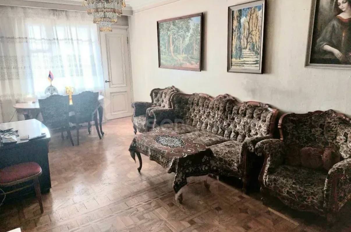 2 Սենյականոց Բնակարան, 72քմ, 3/10 հարկ, Նորմալ Վիճակում, Կահավորված