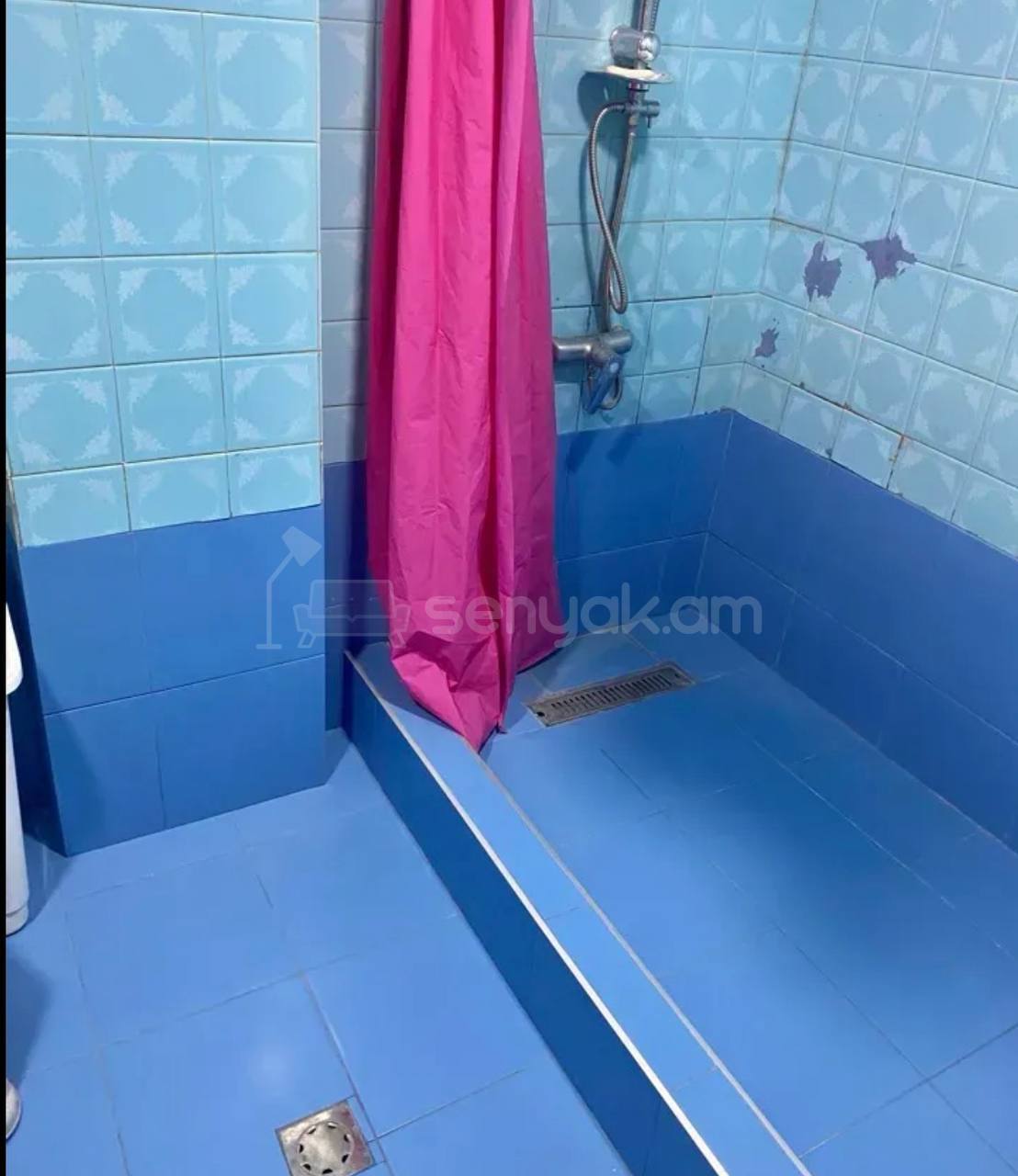 2 Սենյականոց Բնակարան, 72քմ, 3/10 հարկ, Նորմալ Վիճակում, Կահավորված, Արևկող