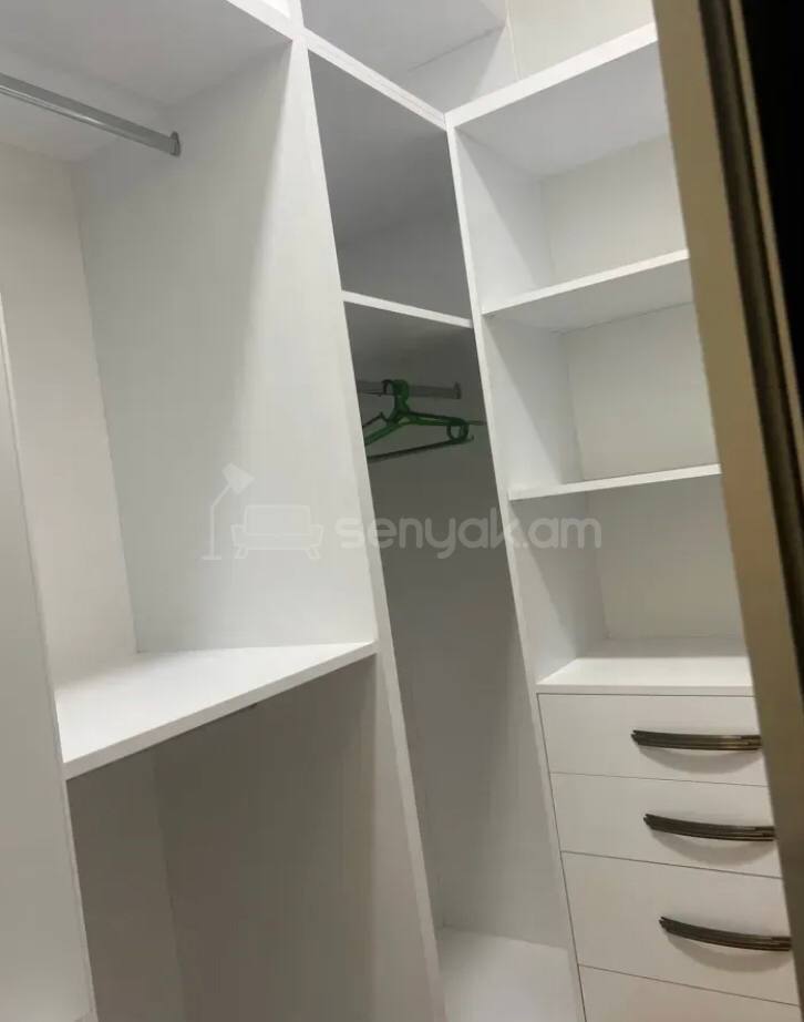 2 Սենյականոց Բնակարան, 70քմ, 5/15 հարկ, Կապիտալ Վերանորոգված, Կահավորված