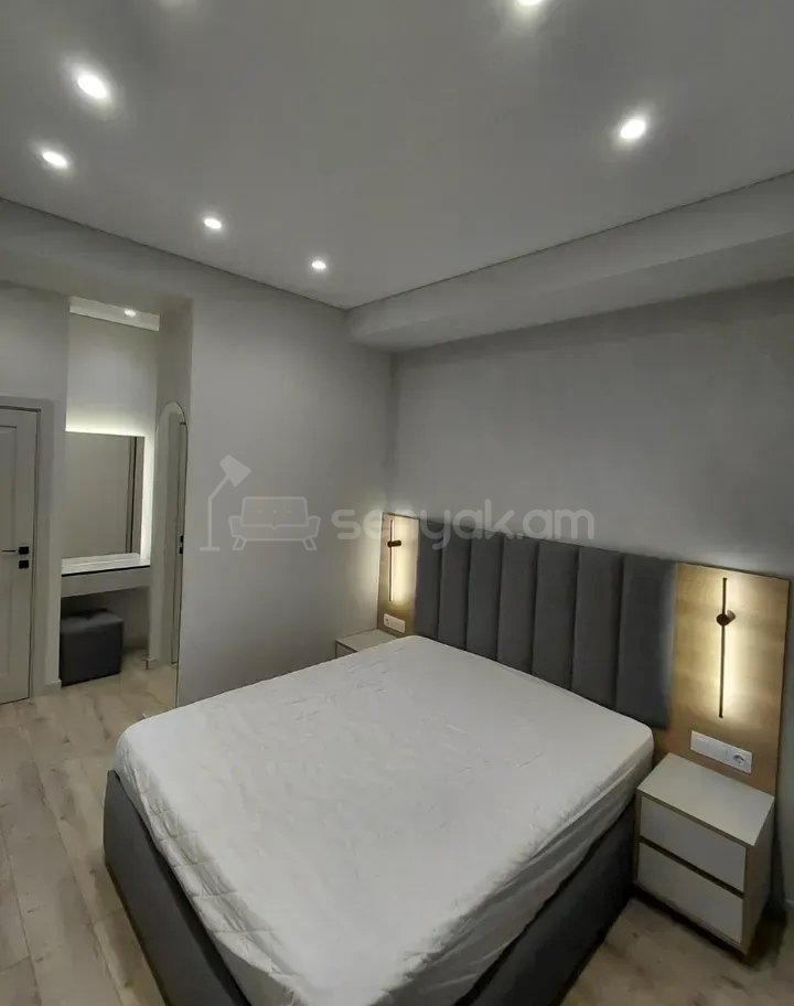 3 Սենյականոց Բնակարան Նորակառույցում, 72քմ, 3/11 հարկ, Կապիտալ Վերանորոգված